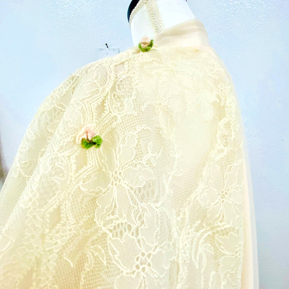 Vintage Twin Roses Chiffon Overlay Robe W/Lace Sleeves & Tiny Rosettes OS - Picture 7 of 11
